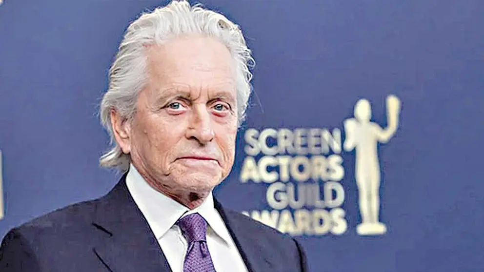 Michael Douglas en la premiaci&oacute;n realizada en India./  PRENSA LATINA