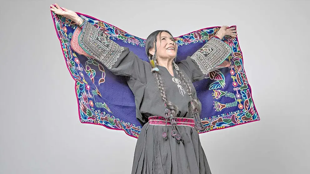 La artista quechua Luzmila Carpio./ NORA LEZANO