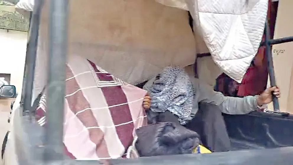 Las dos personas sindicadas de robar un auto en Morochata, Cochabamba./ RADIO COMUNITARIA MOROCHATA