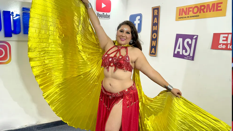 Danza &aacute;rabe en la academia Az Zahir, que organiza un evento este s&aacute;bado./ ALEJANDRO ORELLANA