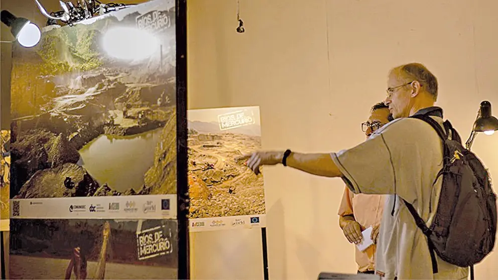 Piezas relacionadas con el extractivismo que se exhiben en el mARTadero./ MARTADERO