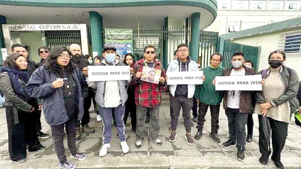 Una protesta de familiares y amigos que piden justicia por Iverint./ ABYA YALA