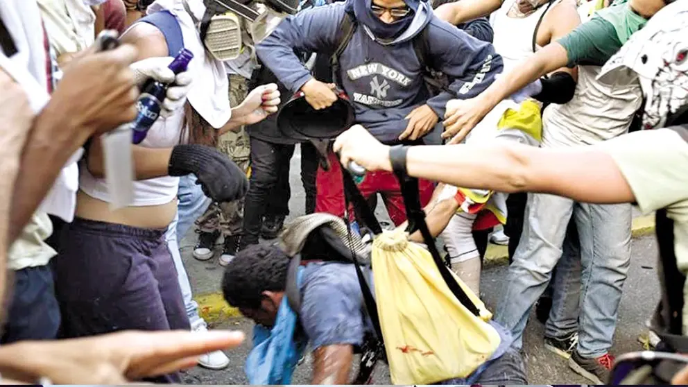 Linchamientos poI&iacute;ticos y la confusión con la justicia comunitaria.