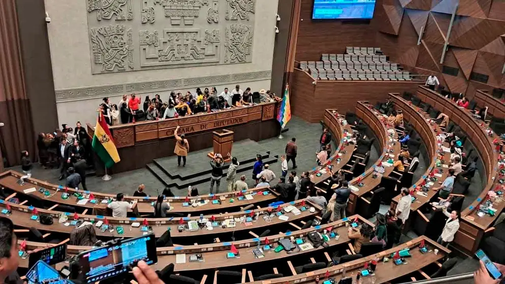 La C&aacute;mara de Diputados minutos antes de reiniciar la sesi&oacute;n n&uacute;mero 59. C&aacute;mara de Diputados