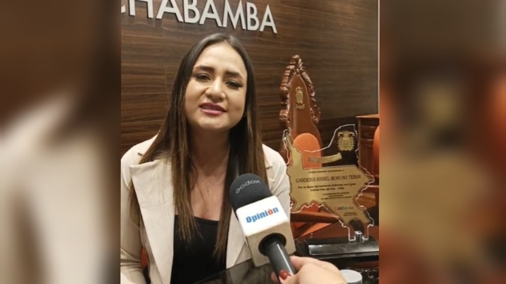 La cochabambina Gardenia, ya de retorno tras su participaci&oacute;n en Vi&ntilde;a del Mar. CAPTURA DE VIDEO
