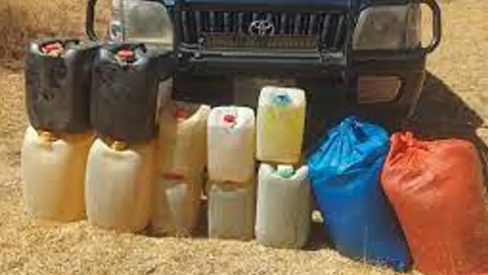 Arrestan a cuatro personas que transportaban combustible de manera ilegal en Cochabamba./ URGENTE.BO