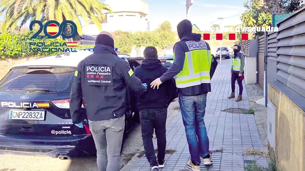 La Policía detiene a implicado en la organización que se dedicaba a la trata de personas con fines de explotación sexual. /  POLICÍA NACIONAL DE ESPAÑA