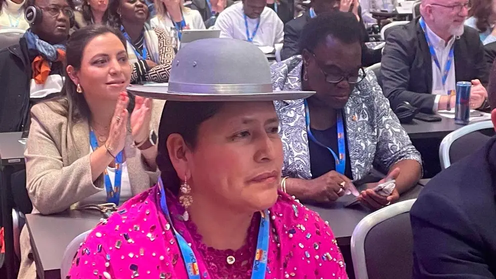 La senadora Virginia Velasco Condori participa de la VIII Conferencia Internacional de Parlamentarios sobre la Implementaci&oacute;n del Programa de Acci&oacute;n de la Conferencia Internacional sobre la Poblaci&oacute;n y el Desarrollo.  Prensa VVC