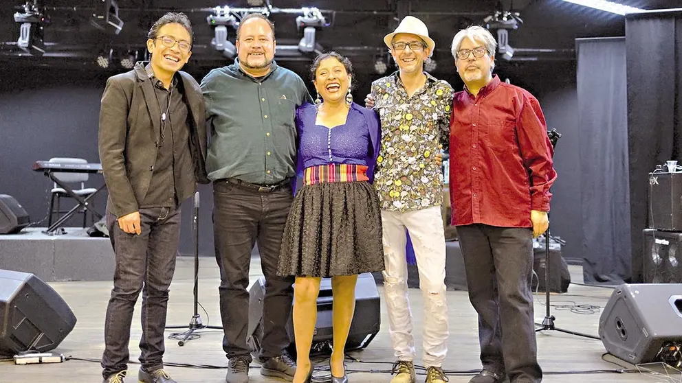 El grupo Aymuray en una presentación musical./ CORTESÍA