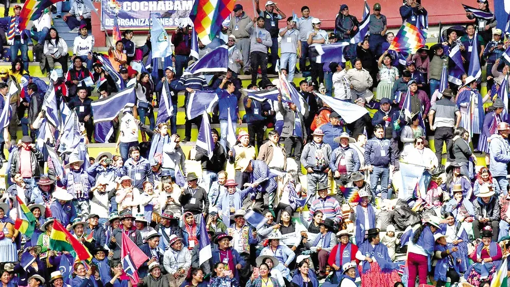 El Congreso del MAS realizado en El Alto, La Paz, impulsado por los &ldquo;arcistas&rdquo;./ APG.