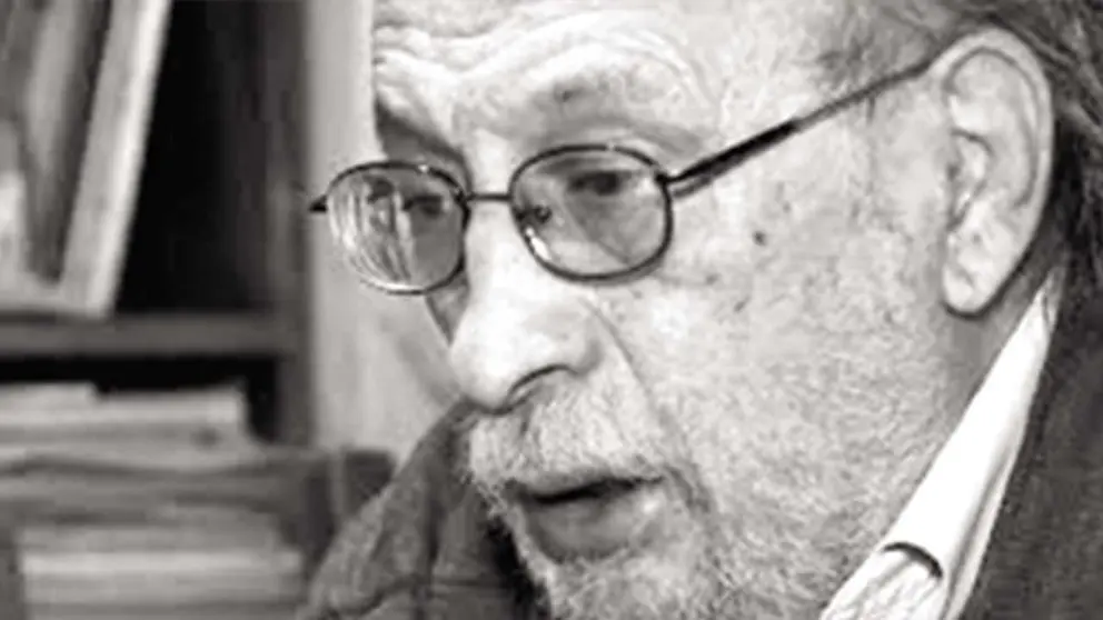 El escritor y cr&iacute;tico literario Luis H. Antezana./ HURGANDO EL AVISPERO