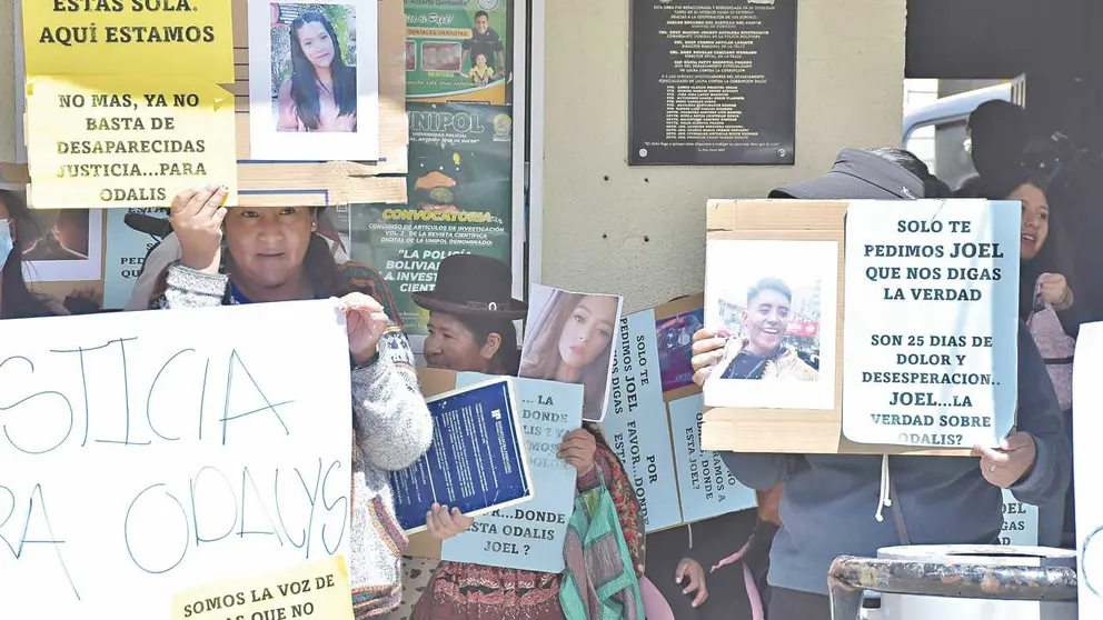 Familiares y amigos piden al principal sospechoso que brinde informaci&oacute;n sobre el 
paradero de Odalys./ APG