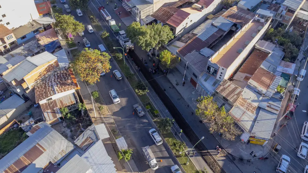 Los trabajos de recarpeteado iniciaron hoy a tempranas horas de la ma&ntilde;ana en la avenida Beijing. ALCALD&Iacute;A DE COCHABAMBA