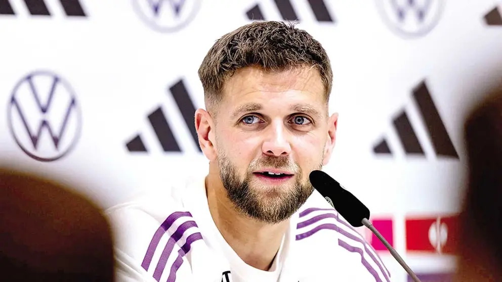 Niclas F&uuml;llkrug se dirige a los medios de comunicaci&oacute;n./  DFB
