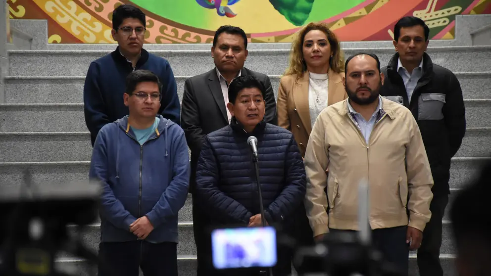 Ministros del gabinete de Arce comparecen tras la reuni&oacute;n con los transportistas. ABI