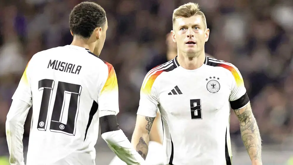Kroos (d) y Musiala (i), en un partido de los germanos./ EL INDEPENDIENTE