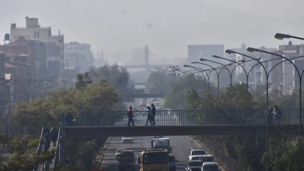 Esmog y contaminaci&oacute;n toman la ciudad, un d&iacute;a despu&eacute;s de San Juan. DICO SOL&Iacute;S