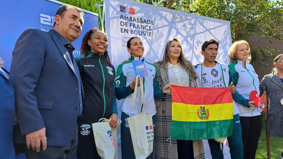 Representantes bolivianos para los Juegos Ol&iacute;mpicos Par&iacute;s 2024. COB.