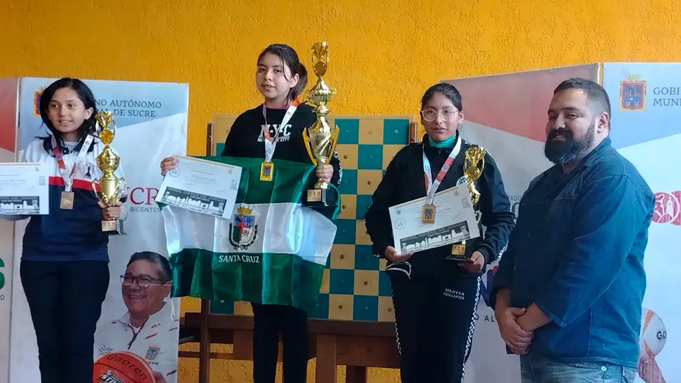 Los vencedores de la categor&iacute;a, en el nacional./ FBA