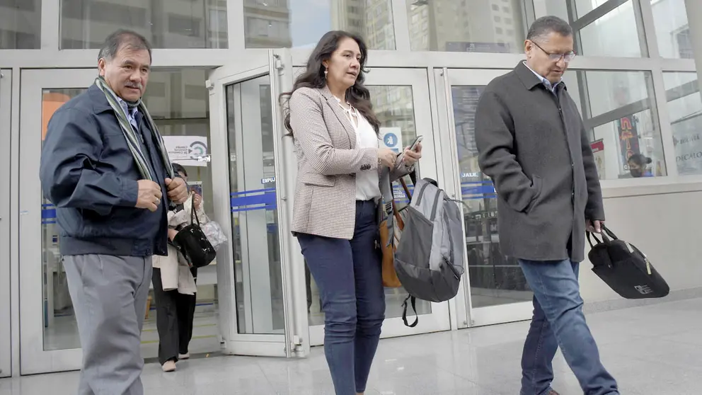 Gobierno y 7 gobernadores  se enfocan en reprogramación./ APG