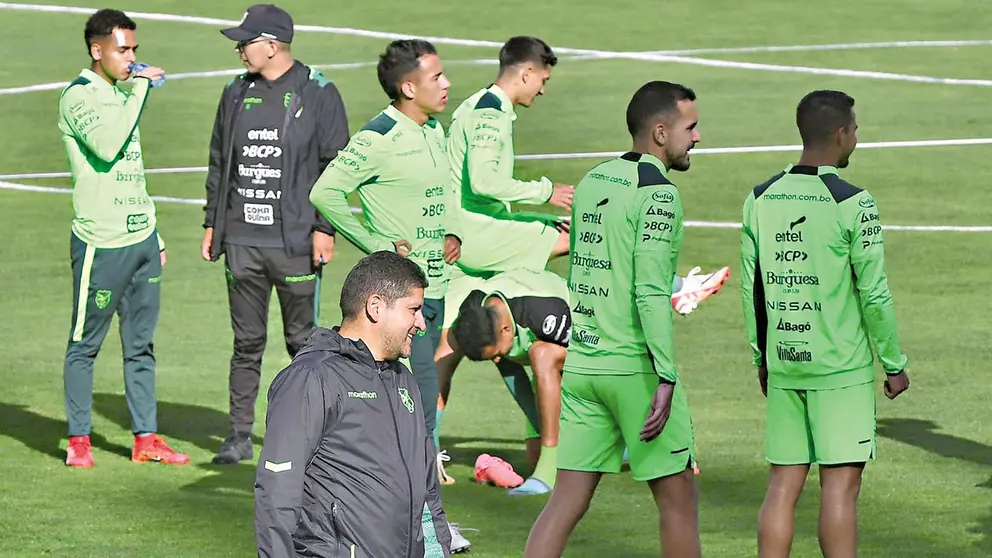 Oscar Villegas, entrenador de la Selección boliviana./ APG