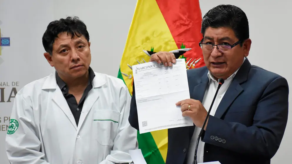 El ministro muestra sus resultados en conferencia. APG
