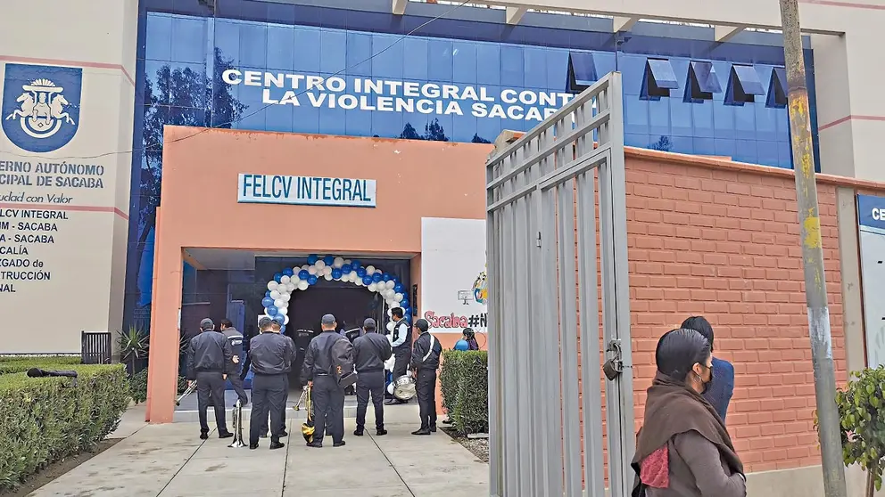 Frontis del Centro Integral Contra la Violencia de Sacaba, donde la madre de la v&iacute;ctima busc&oacute; ayuda./ MARIELA COSS&Iacute;O