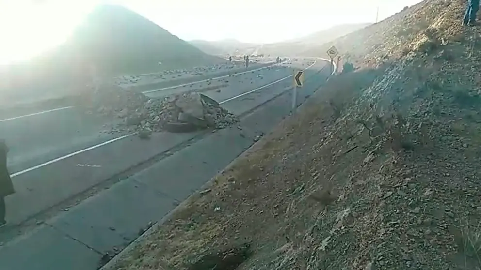 Bloqueo en el sector de Panduro, carretera La Paz &ndash; Oruro. Foto: red P&iacute;o XII