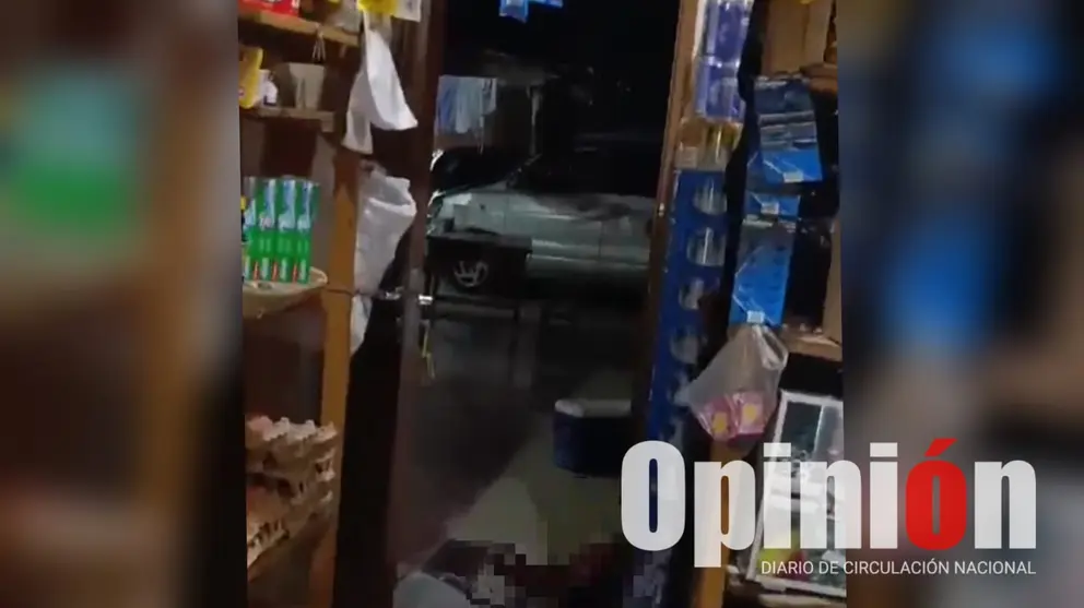 La tienda donde fue asesinada la pareja en Entre R&iacute;os, Tr&oacute;pico de Cochabamba. CORTES&Iacute;A