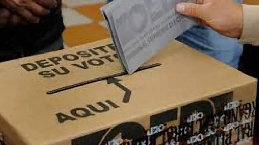 Una jornada de votación pasada. / archivo