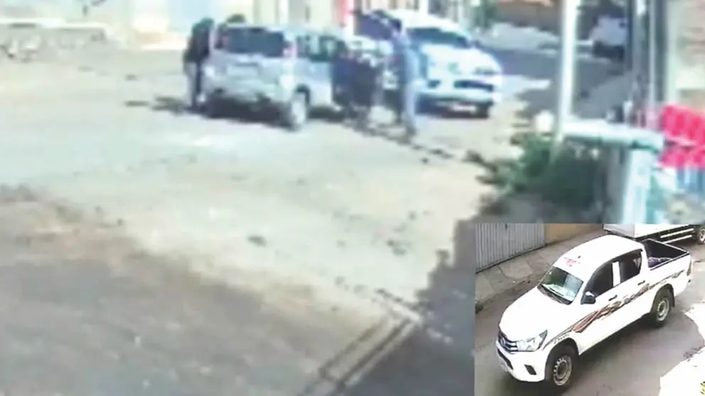 Cámaras de vigilancia captan el atraco violento ocurrido en Cochabamba. / CORTESÍA