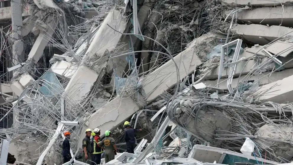 As&iacute; qued&oacute; un edificio tras el terremoto en Birmania. Europa Press