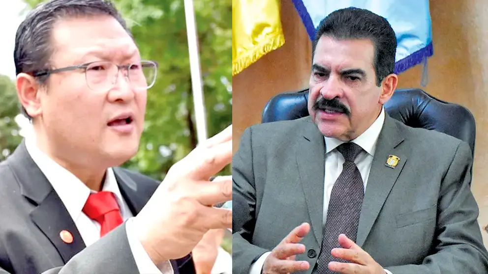 El doctor surcoreano Chi Hyung Chung y el alcalde cochabambino, Manfred Reyes Villa. OPINI&Oacute;N
