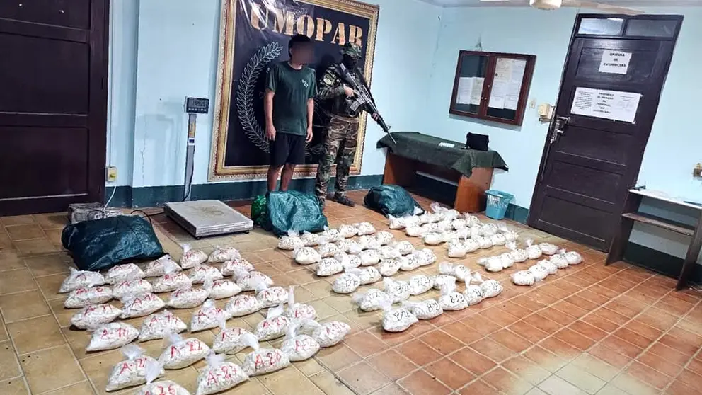 Detienen a joven con droga en Chimor&eacute;, municipio del Tr&oacute;pico de Cochabamba./CORTES&Iacute;A