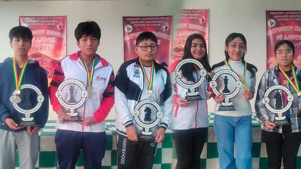 Algunos ganadores del certamen pasado. FBA 