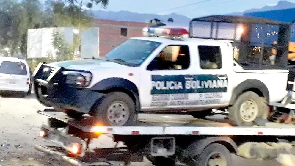 La patrulla policial recuperada tras el robo./CORTES&Iacute;A