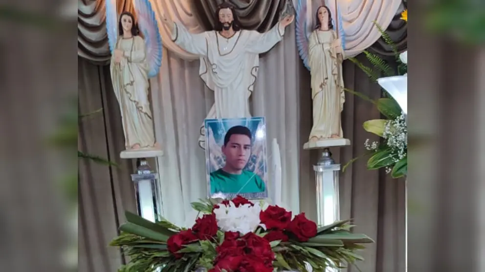 Velan el cuerpo de Cristhian Escobar. OPINI&Oacute;N