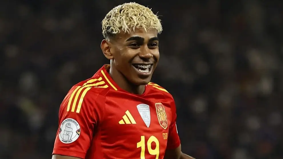 STUTTGART -Lamine Yamal of Spain celebrates 4-0 during the UEFA Nations League semifinal match Spain v. France at the Stuttgart Arena on June 5, 2025 in Stuttgart, Germany. ANP | Hollandse Hoogte | MAURICE VAN STEEN (Photo by ANP via Getty Images)