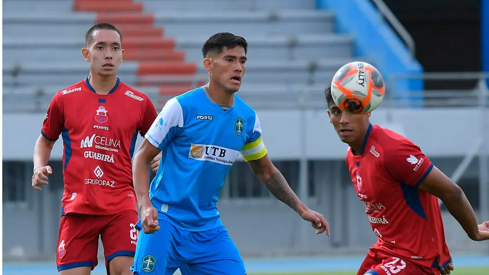 Jugadores de San Antonio ante Guabir&aacute;. APG