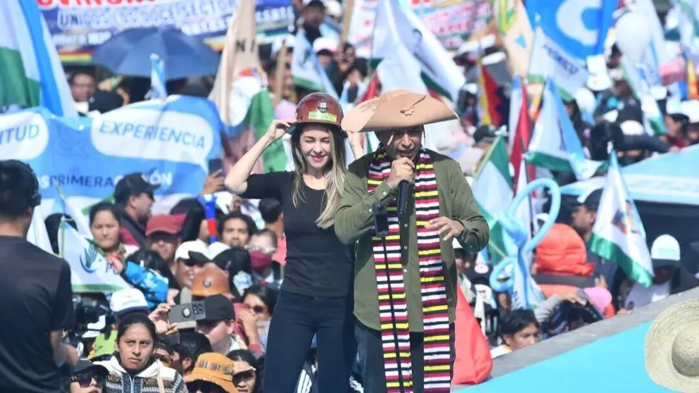 Andr&oacute;nico Rodr&iacute;guez y Mariana Prado, el binomio de la Alianza Popular./ APG