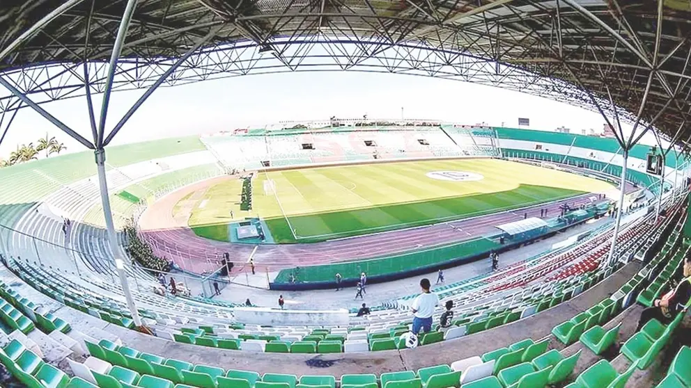Estadio Ram&oacute;n Aguilera contin&uacute;a en refacci&oacute;n./ GOBERNACI&Oacute;N SANTA CRUZ