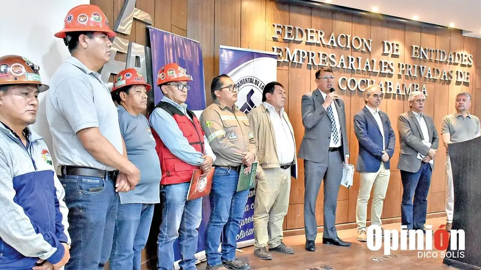 Sectores empresariales advierten que los bloqueos traen perjuicios para la econom&iacute;a./ DICO SOL&Iacute;S