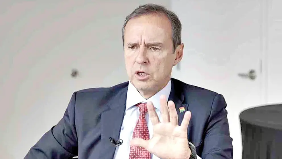 El candidato a presidente por la Alianza Libre, Jorge Tuto Quiroga./ EL D&Iacute;A