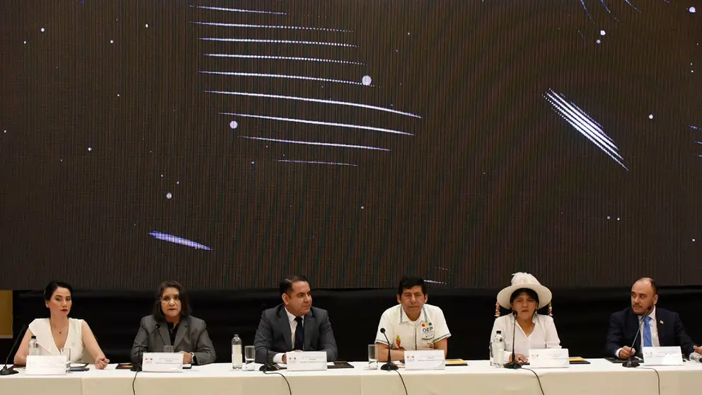 Encuentro de la Democracia, organizado por el TSE. APG