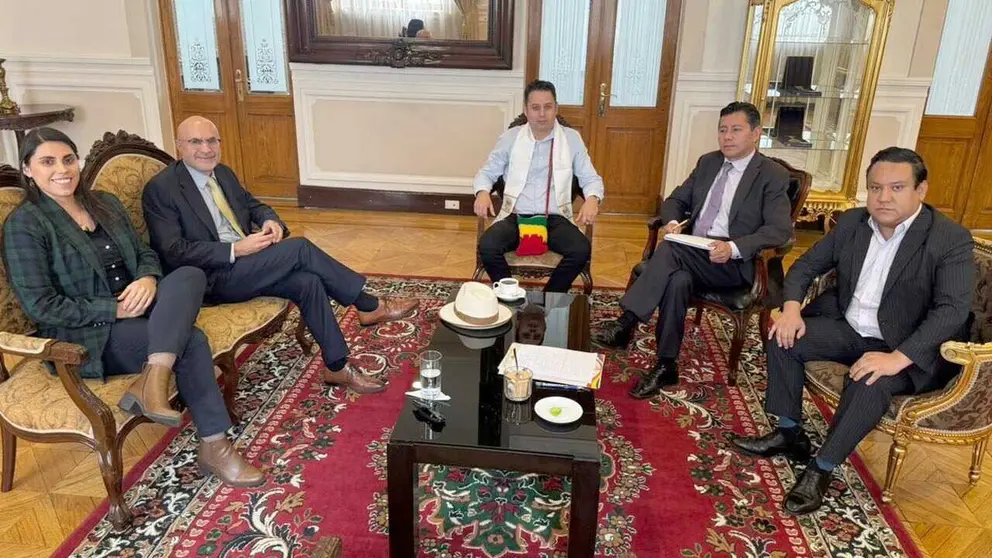 La reuni&oacute;n entre las autoridades del Ministerio de la Presidencia y el vicepresidente Edmand Lara se realiz&oacute; la tarde de este mi&eacute;rcoles./ MINISTERIO DE LA PRESIDENCIA