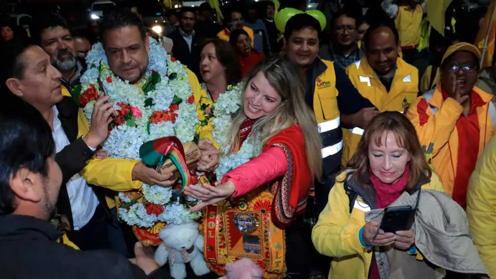 El exalcalde Luis Revilla, a su llegada al pa&iacute;s. APG