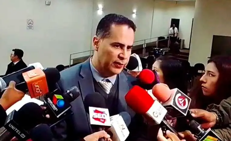 El gerente de Contrataciones de la estatal, Jorge Roca. ERBOL