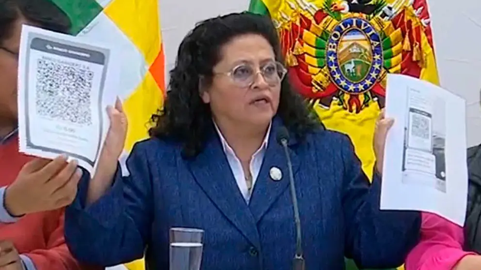 La ministra de Salud, en conferencia de prensa. TOMADA DE ERBOL