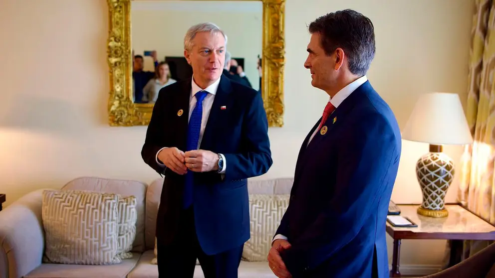 El presidente electo de Chile, Jos&eacute; Antonio Kast, y el presidente de Bolivia, Rodrigo Paz Pereira. MINISTERIO DE LA PRESIDENCIA.