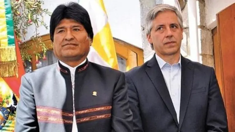 Evo Morales y &Aacute;lvaro Garc&iacute;a Linera, cuando eran presidente y vicepresidente de Bolivia. ARCHIVO
